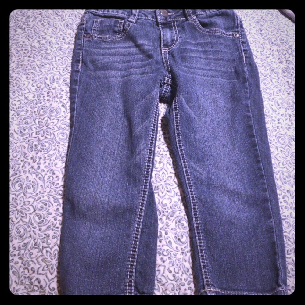 Red camel capris